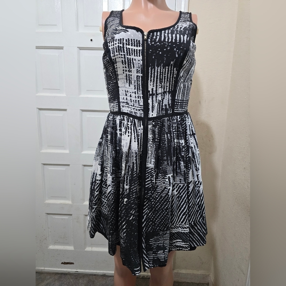 Amanda Uprichard Black and White Strapless Dress